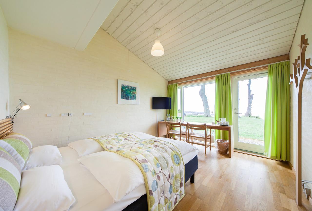 Strandhotel Klinten Aps Rødvig Exterior foto